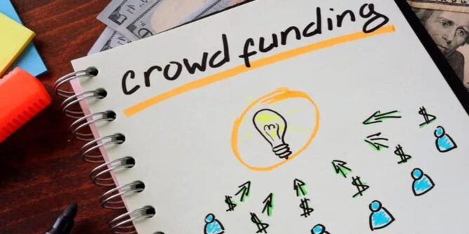 Ilustrasi tentang crowdfunding yang mendukung ide kreatif dan peran teknologi dalam prosesnya