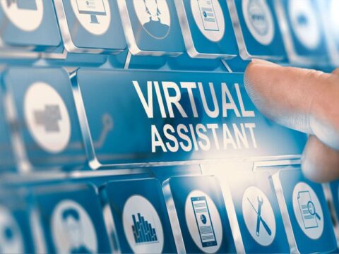 Gambar virtual assistant yang membantu pengguna dalam kehidupan sehari-hari